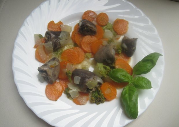 Fotografia przedstawiająca Serca z warzywami duszonymi
