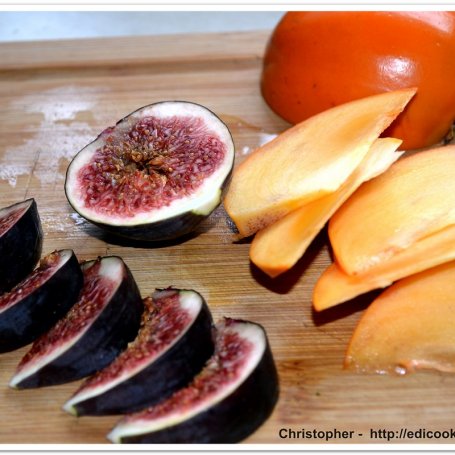 Krok 1 - Serek z owocem persymony i figą foto