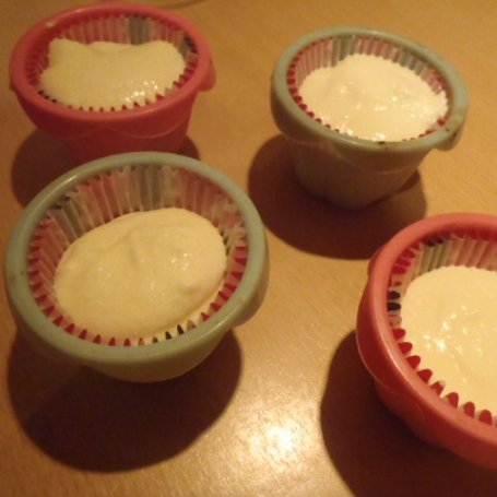 Krok 3 - Serniczki w papilotkach foto