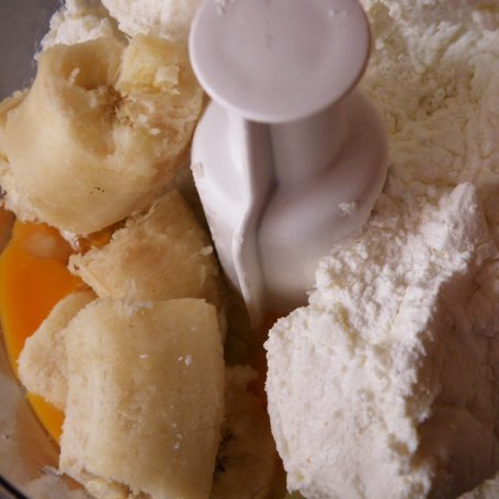 Krok 1 - Sernik bananowo-kakaowy dietetyczny foto
