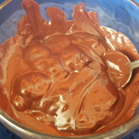 Krok 3 - Sernik czekoladowy Toblerone - na zimno foto