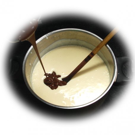 Krok 4 - Sernik czekoladowy z masłem orzechowym foto