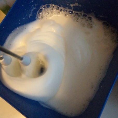 Krok 3 - Sernik na bazie jogurtu  naturalnego :)  foto