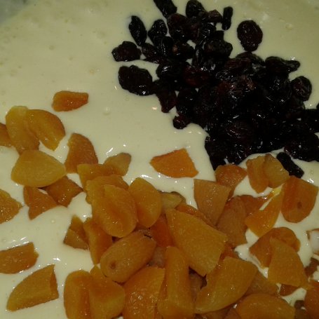 Krok 4 - Sernik na spodzie z ciasteczek amaretto foto