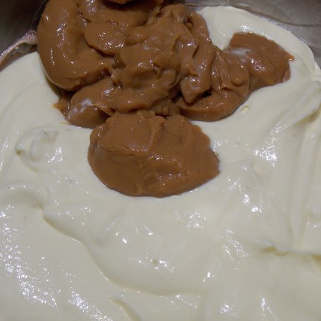 Krok 4 - Sernik typu snickers foto
