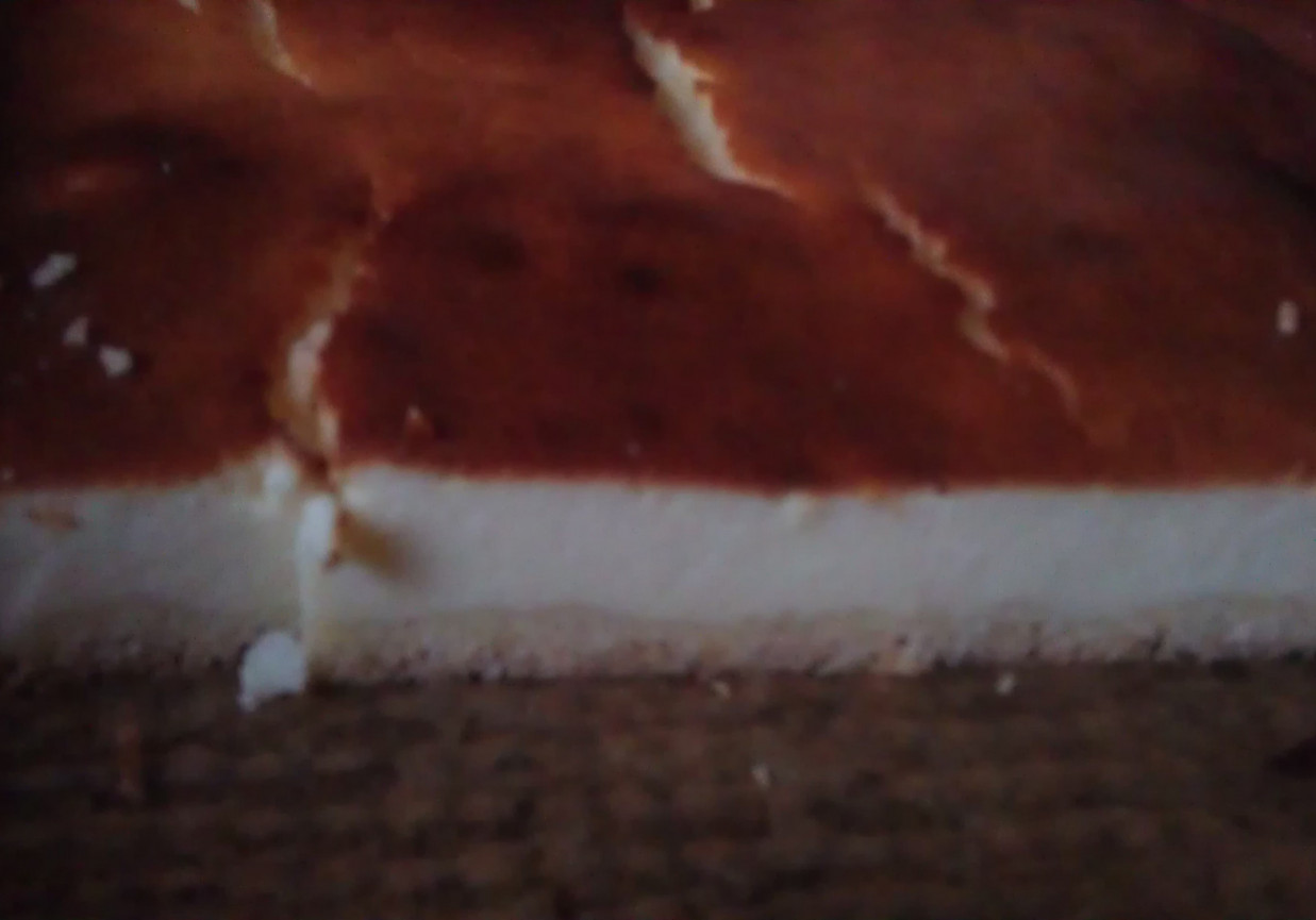 sernik z białą czekoladą foto