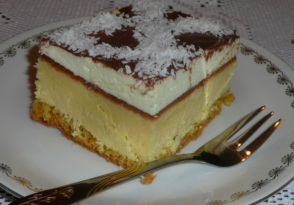 Sernik z bitą śmietaną - DoradcaSmaku.pl