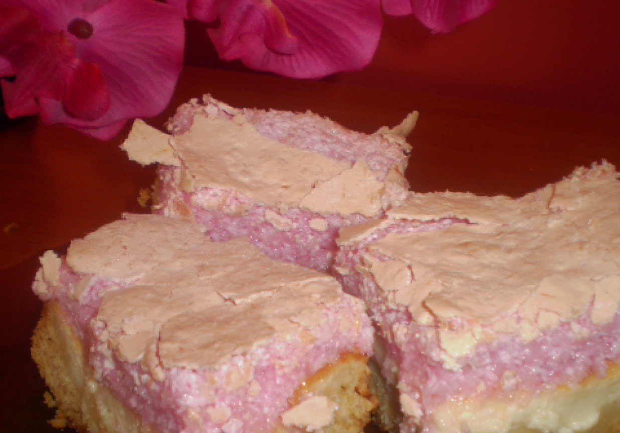 Sernik z kokosem foto