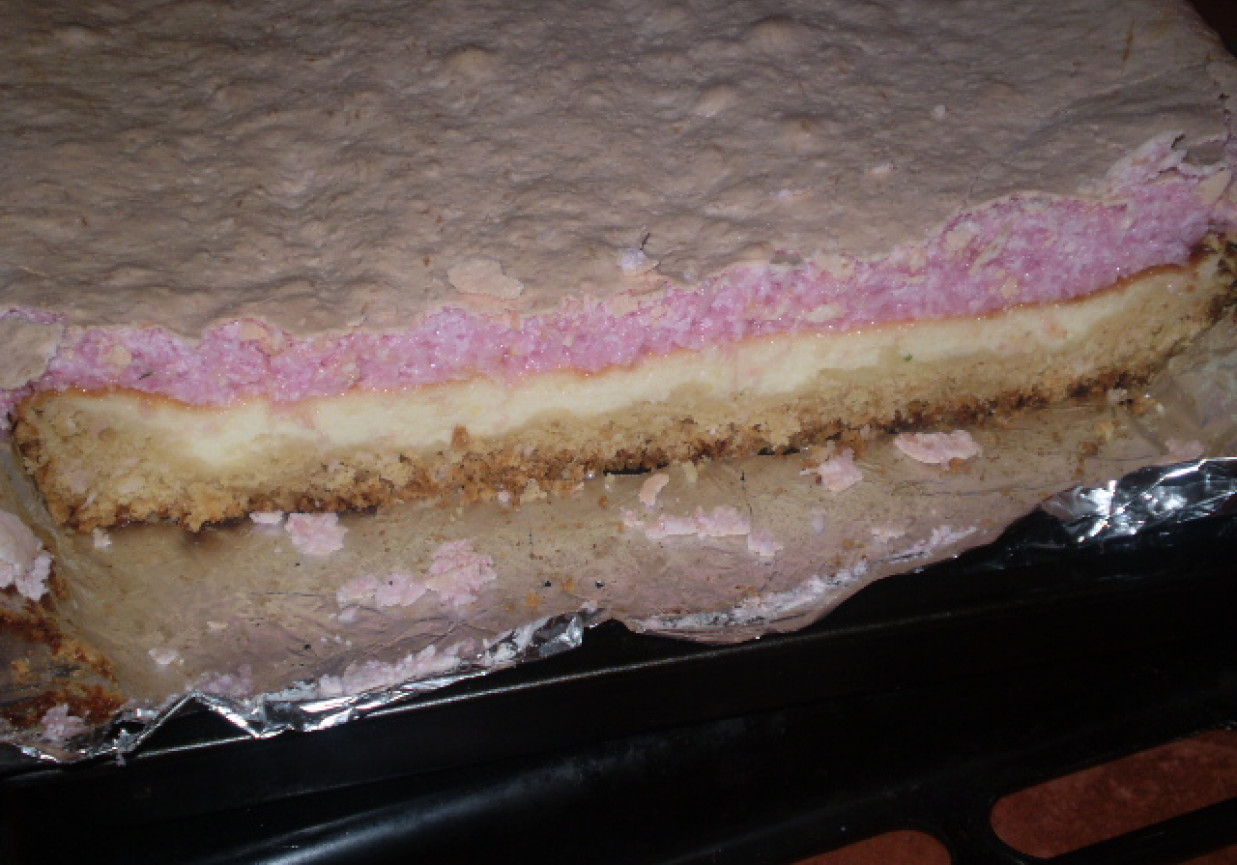 Sernik z kokosem foto