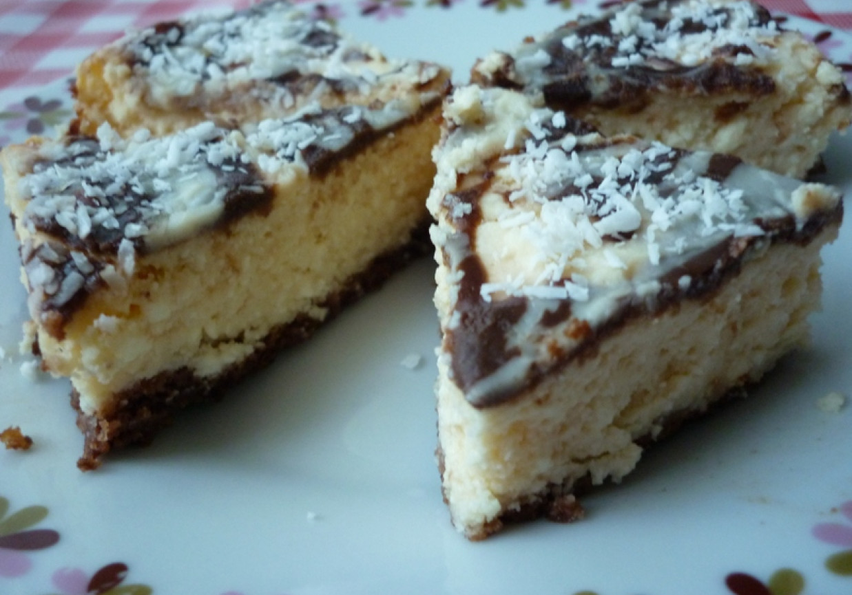 Sernik z masą krówkową foto