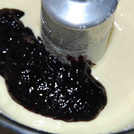 Krok 2 - Sernikobrownies z borówką amerykańską foto