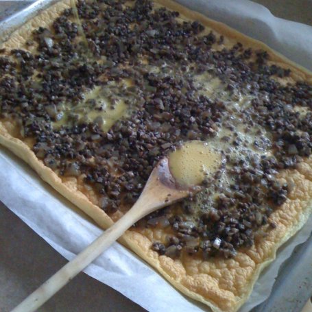 Krok 5 - Serowa rolada z nadzieniem pieczarkowym foto