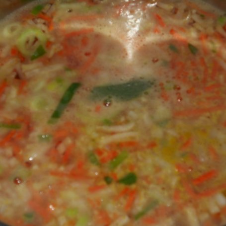 Krok 1 - Serowa zupa grzybowa z włoszczyzną foto
