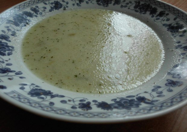 Fotografia przedstawiająca Serowa zupa