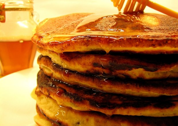 Fotografia przedstawiająca Serowe pancakes