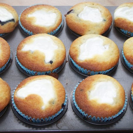 Krok 5 - Serowo-borówkowe, czyli muffinki deserowe foto
