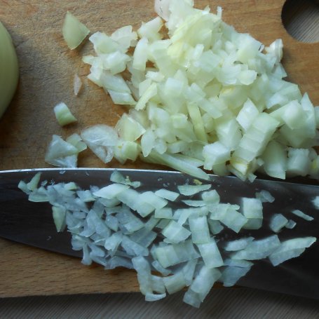 Krok 2 - Serowo - jarzynowa zupa z kluseczkami. foto