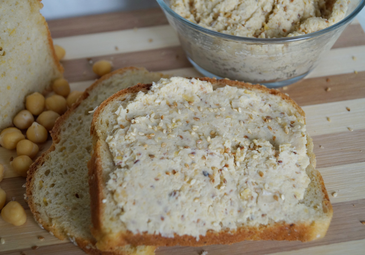 Sezamowy hummus z ciecierzycy DoradcaSmaku.pl