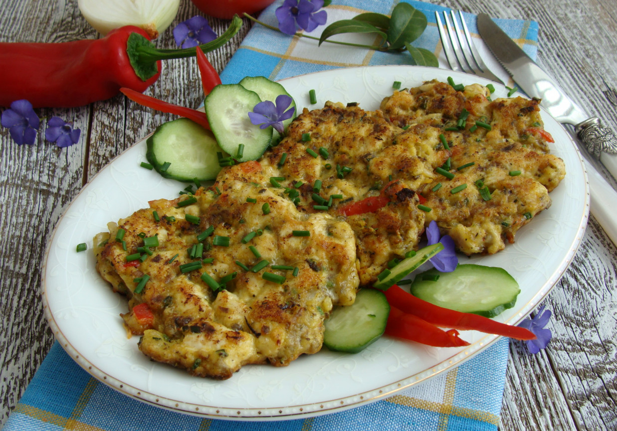 Siekane kotleciki drobiowe z warzywami DoradcaSmaku.pl