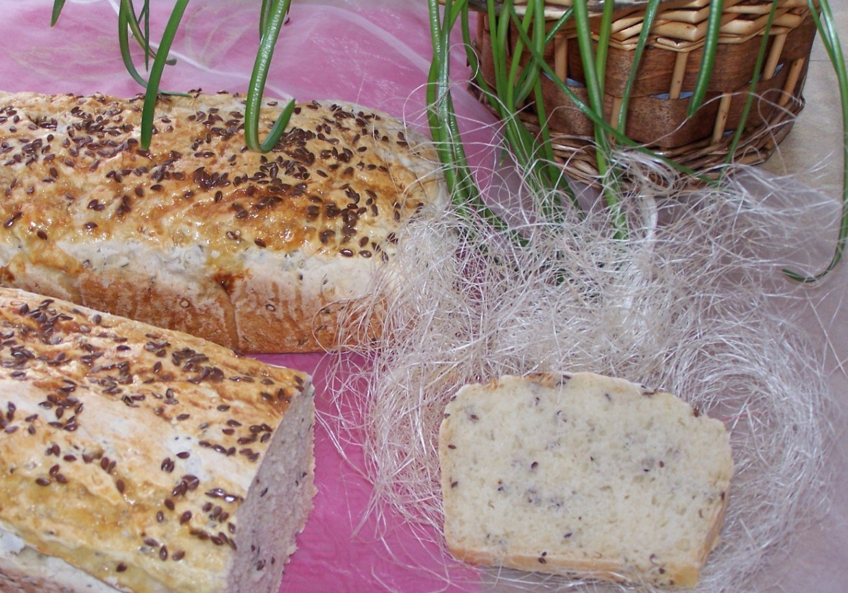 Siemię lniane i kefir, czyli smaczny chlebek :) foto