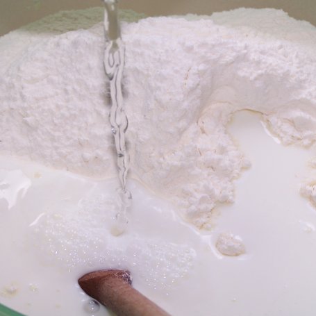 Krok 3 - Siemię lniane i kefir, czyli smaczny chlebek :) foto