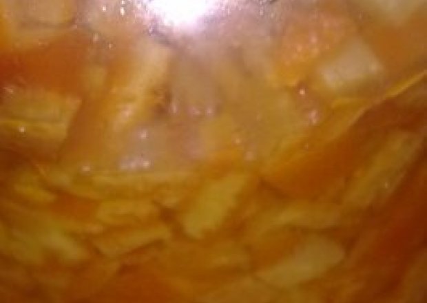 Fotografia przedstawiająca skórka pomarańczowa kandyzowana