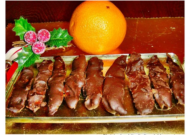 Fotografia przedstawiająca Skórka pomarańczowa w czekoladzie