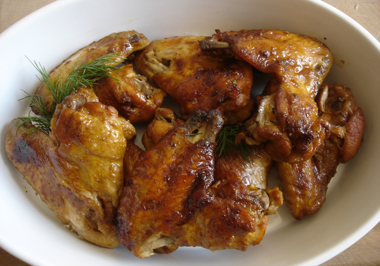 Skrzydełka w miodzie foto