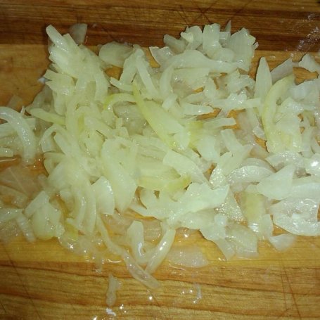 Krok 2 - Śledź po wiejsku z patisonem w majonezie foto