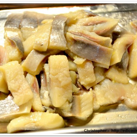 Krok 2 - Śledź w białym curry z ananasem. foto