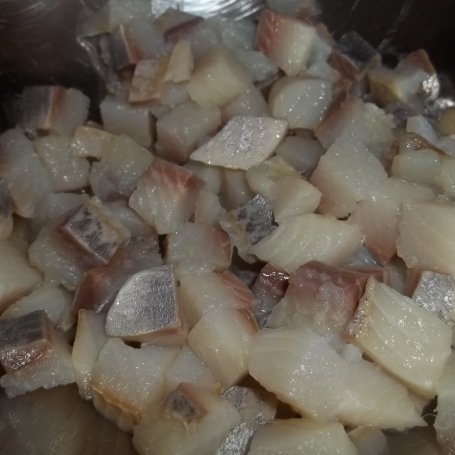 Krok 1 - Śledzie w śmietanie z koperkiem foto