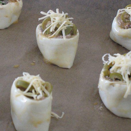 Krok 4 - Ślimaczki z pastą pieczarkową foto