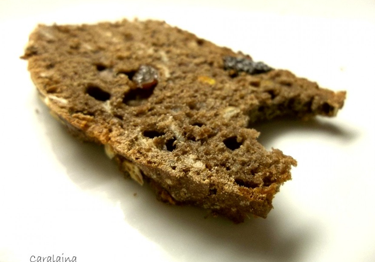 słodki chleb musli na zakwasie foto