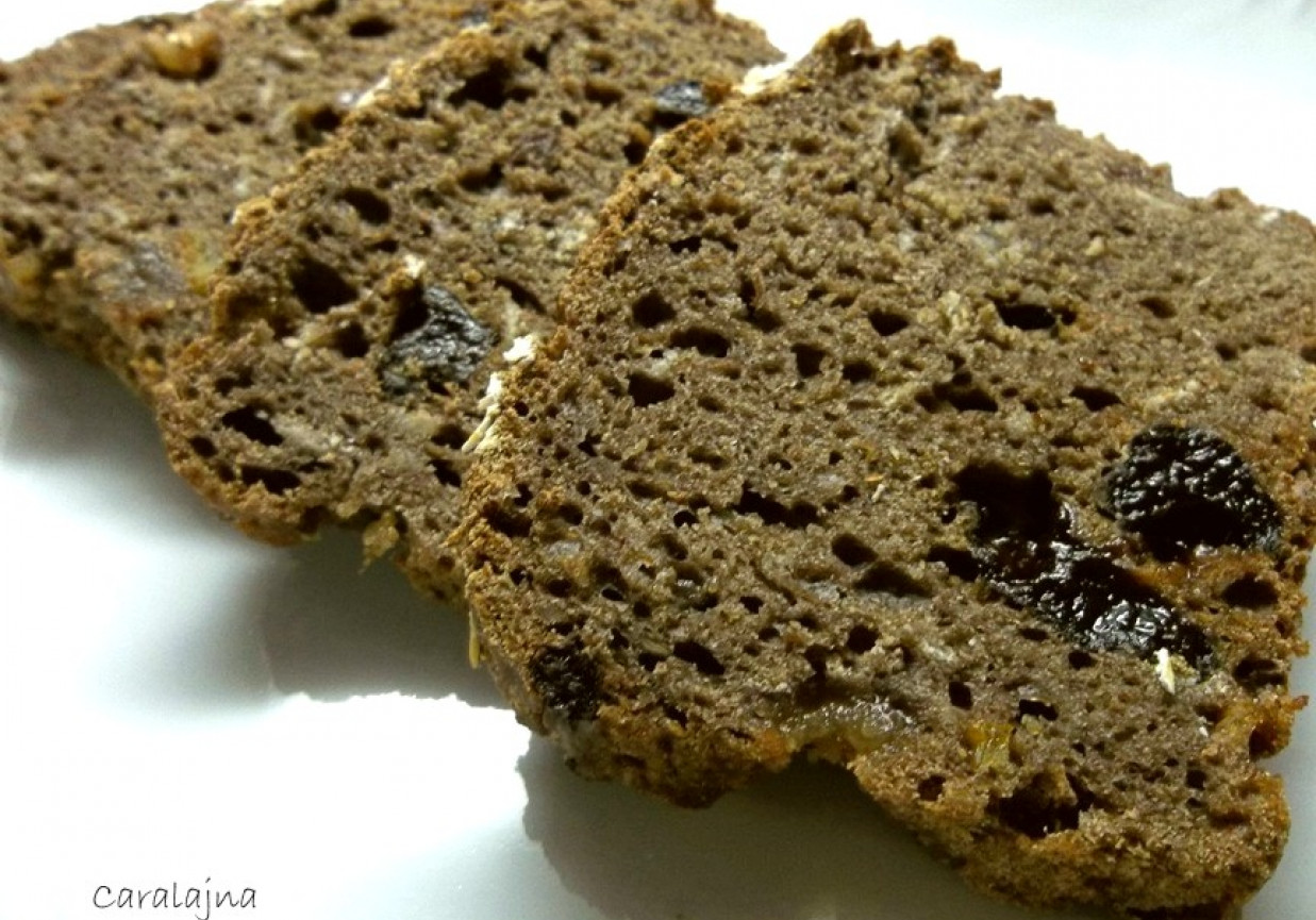 słodki chleb musli na zakwasie foto