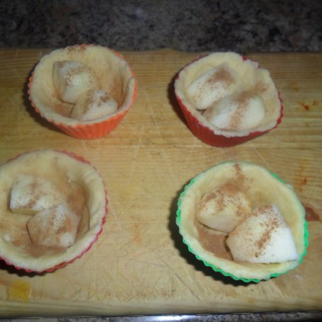 Krok 4 - Słodkie babeczki z jabłkami  foto