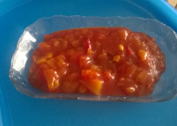 Fotografia przedstawiająca Słodko- kwaśny sos z pomidorów