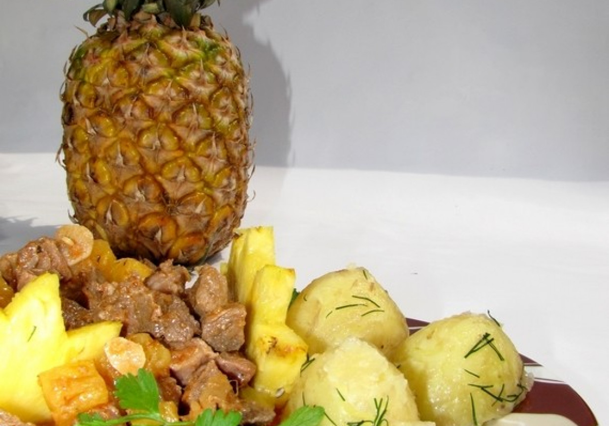 Słodko pikantna wieprzowina z ananasem foto