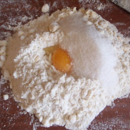 Krok 2 - Słoneczna tarta brzoskwiniowa foto