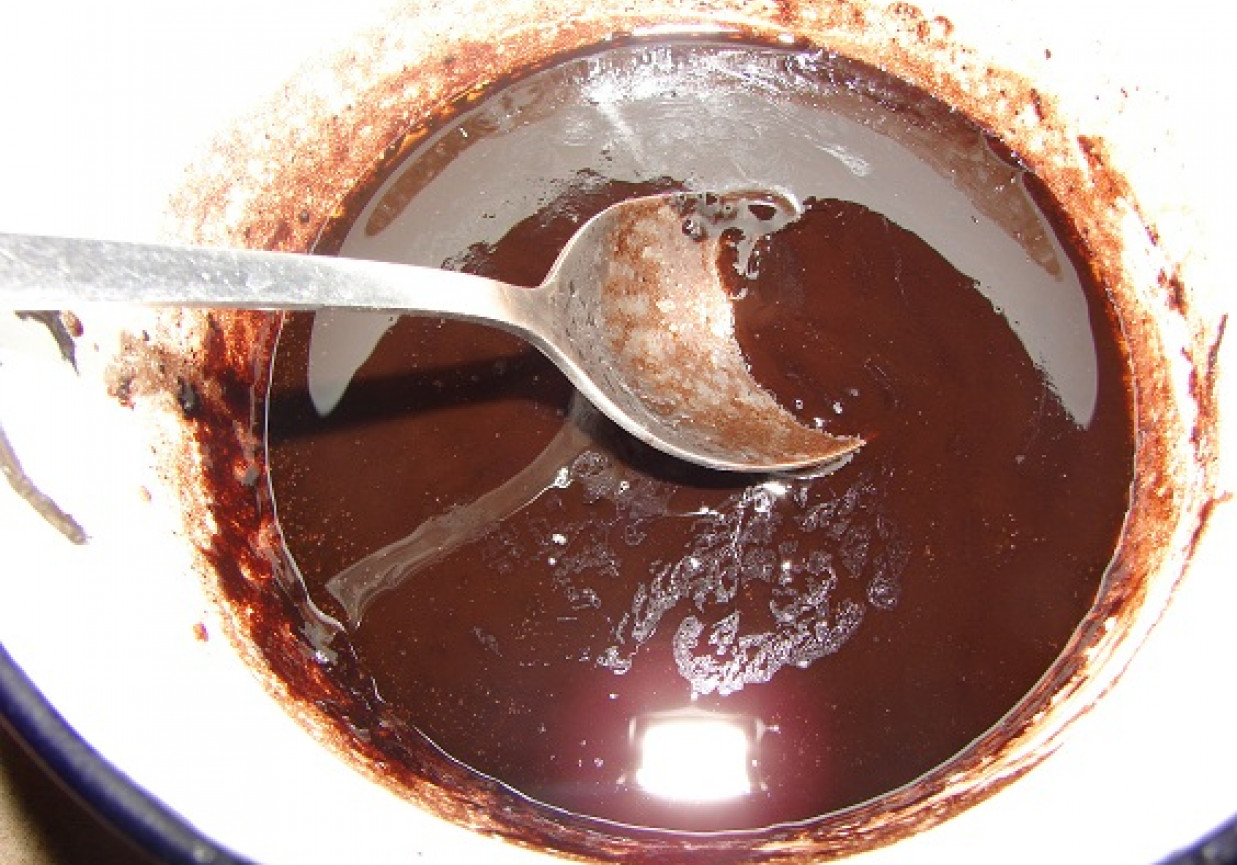 Smaczna polewa czekoladowa foto