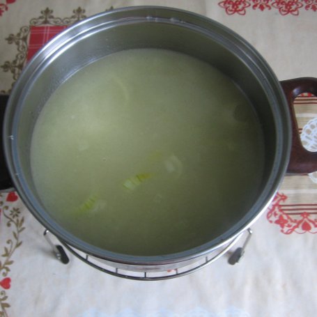 Krok 5 - Smaczna zupa cebulowa foto
