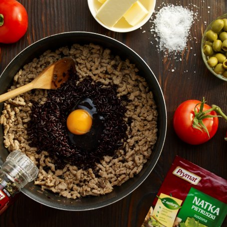 Krok 2 - Smaki Świata: Zapiekane pomidory z wieprzowiną i ryżem foto