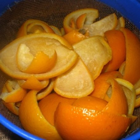 Krok 1 - Smażona skórka pomarańczowa w syropie foto
