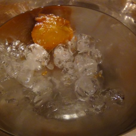 Krok 6 - Smażone jabłka w sezamowym karmelu foto