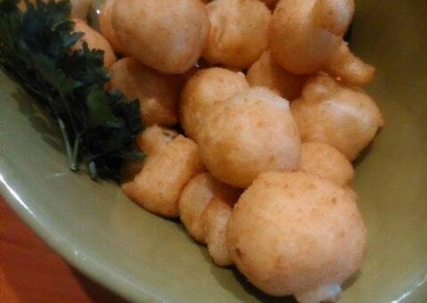 Fotografia przedstawiająca Smażone kuleczki z ziemniaków