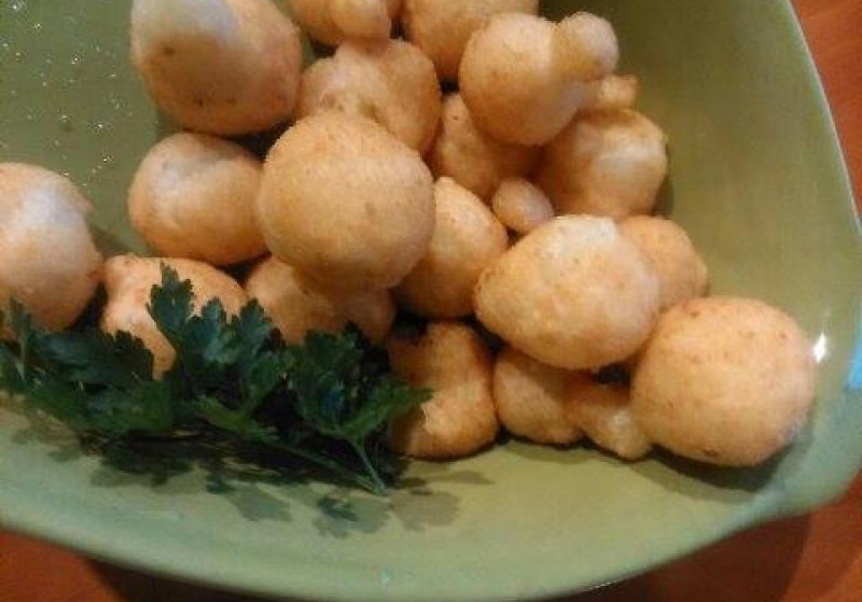 Smażone kuleczki z ziemniaków foto