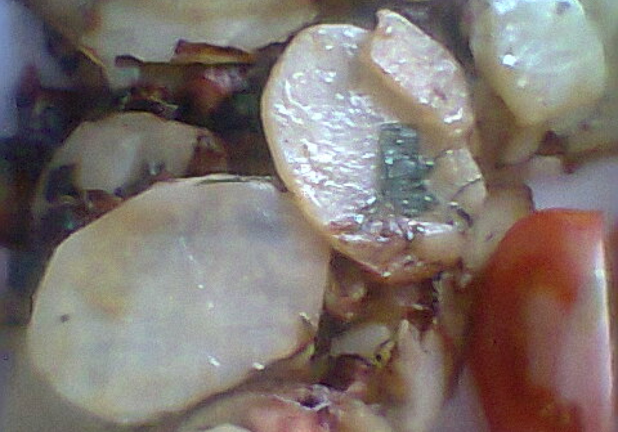 Smażone młode ziemniaczki z boczkiem foto