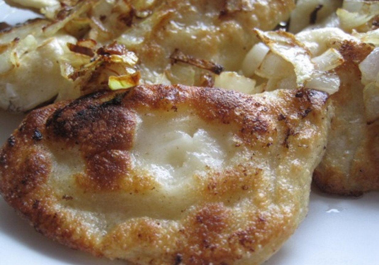 Smażone pierogi foto