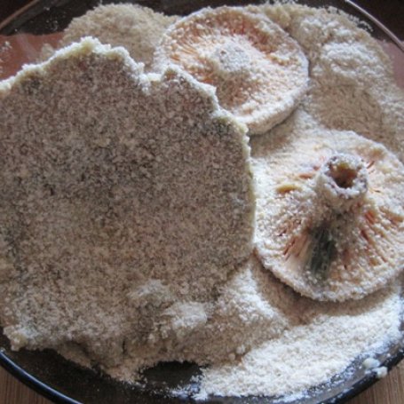 Krok 3 - Smażone rydze panierowane foto