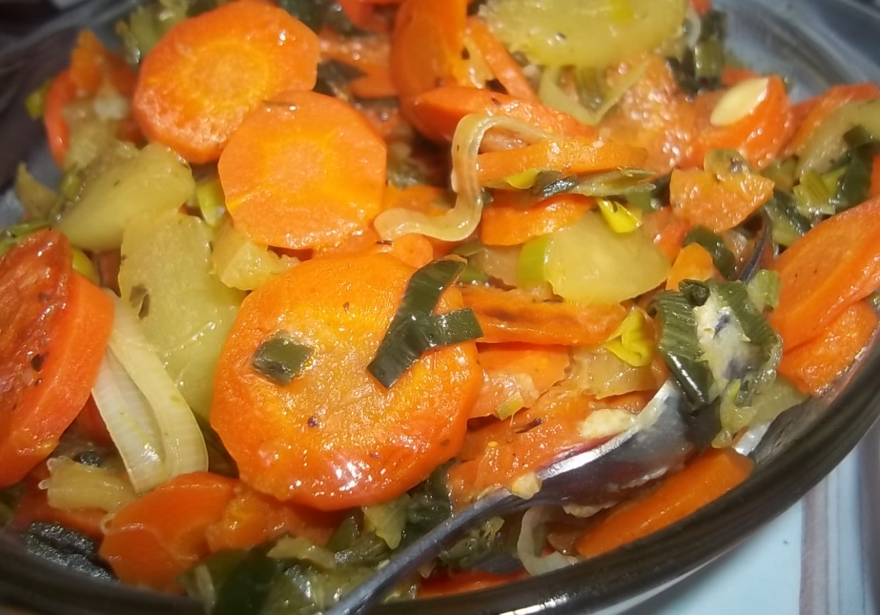 Smażone warzywa do obiadu foto
