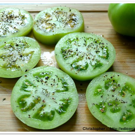 Krok 3 - Smażone zielone  pomidory z ziarnami. foto